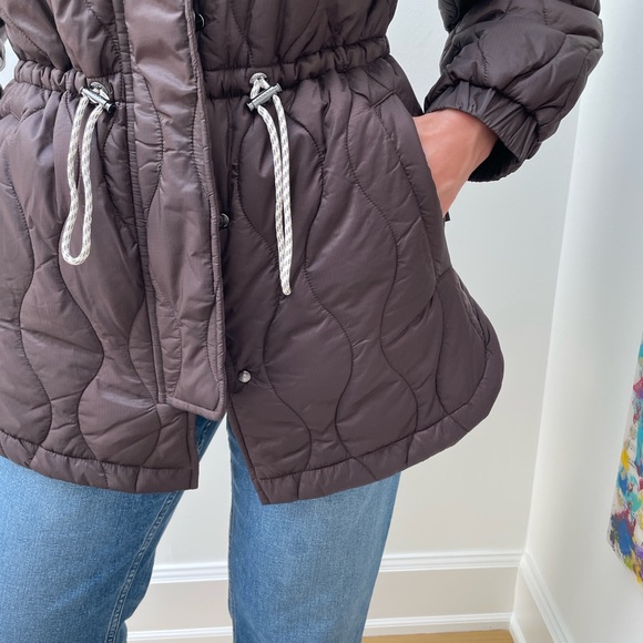 VARLEY Quilted Hooded Jacket - Picture 12 of 15